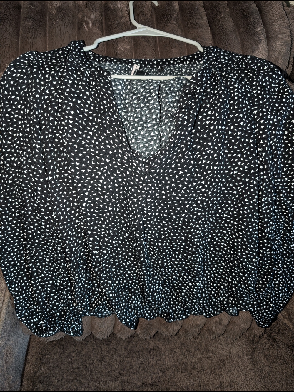 Banana Republic Black & White Printed V-Neck Blouse